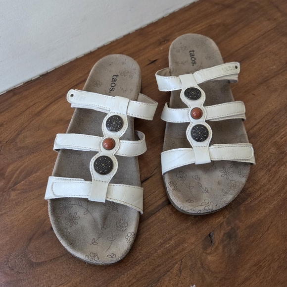 Toas White Sarah's Leather Size 9 - Picture 1 of 5